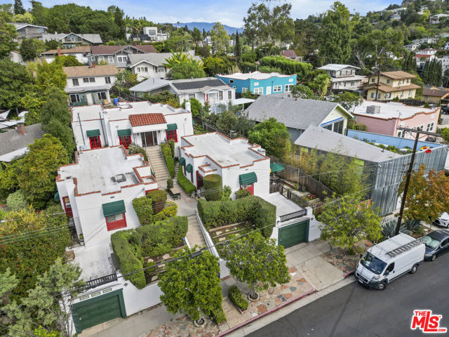 1811 Effie Street, Los Angeles CA: https://media.crmls.org/mediaz/98f2429e-c8bb-4503-869f-2b93c7aa5e20.jpg