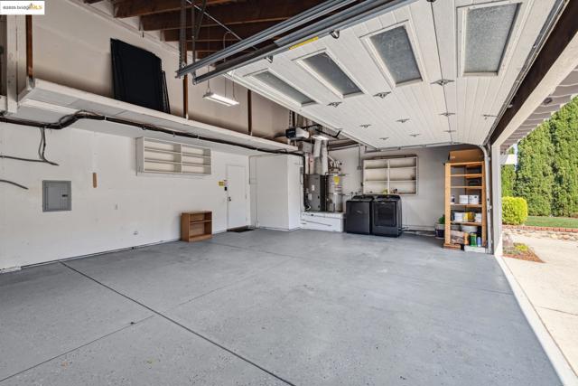 3684 May Rd, Richmond CA: https://media.crmls.org/mediaz/98f3cc91-f7bd-4342-a2cc-11863d0d2a75.jpg