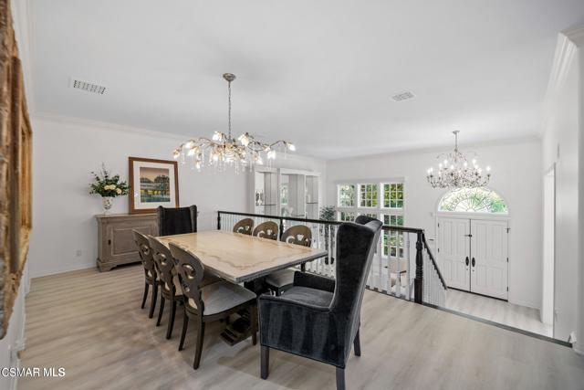 2479 Swanfield Court, Lake Sherwood CA: https://media.crmls.org/mediaz/98f4e622-5a16-4620-a984-d48260ec4500.jpg