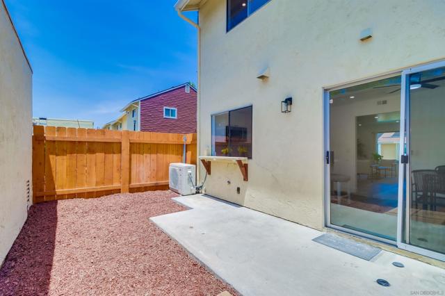 7827 Rancho Fanita Dr, Santee CA: https://media.crmls.org/mediaz/98f633e0-890a-4bd8-8686-0b1073735415.jpg
