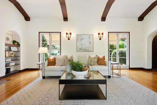 706 Edgewood Road, San Mateo CA: https://media.crmls.org/mediaz/98f66402-9889-4ebc-990b-b892697beb79.jpg