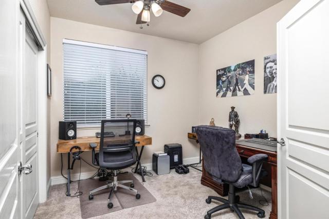2532 Laurel Ridge Court, Oakdale CA: https://media.crmls.org/mediaz/98f6d033-2c1a-44b5-add5-929fe35d415f.jpg