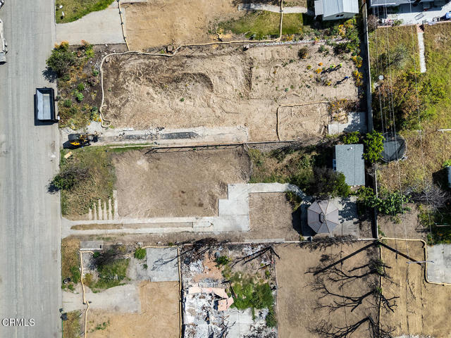2669 Glen Ave, Altadena CA: https://media.crmls.org/mediaz/98f757b3-87ea-4bec-a029-edca0b72e243.jpg