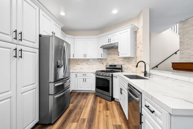 Detail Gallery Image 7 of 42 For 1194 Calle Tesoro, Chula Vista,  CA 91915 - 4 Beds | 2/1 Baths