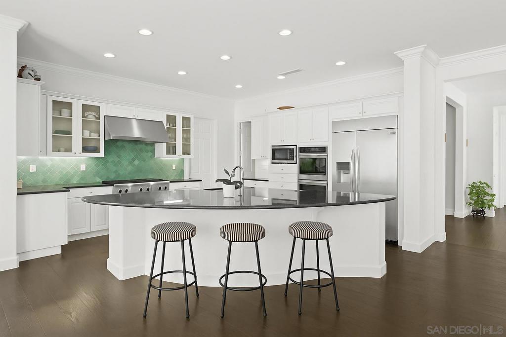 MLS #250034632SD image #16