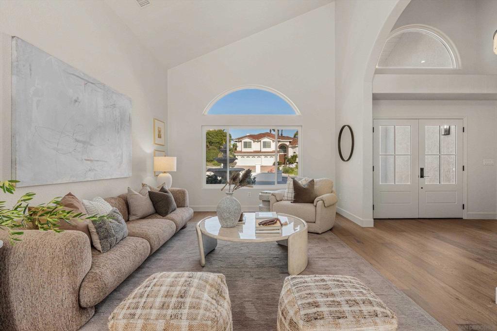 7033 El Fuerte St - photo 8