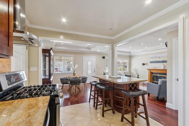 1662 Washington Street, San Mateo CA: https://media.crmls.org/mediaz/98f9323d-8893-4b6c-8095-6c500caa832d.jpg