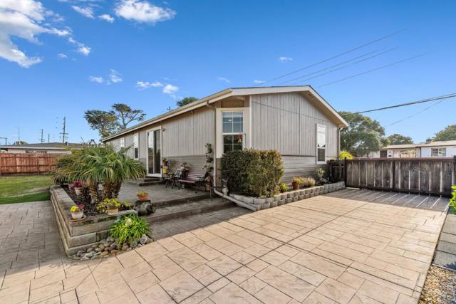 541 Casanova Avenue, Monterey CA: https://media.crmls.org/mediaz/98f953cb-3aec-4b53-9729-4fbced6ddeac.jpg