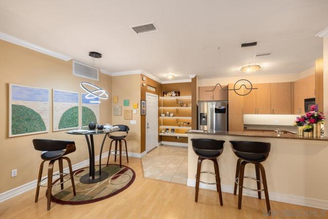 1225 ISLAND AV, San Diego CA: https://media.crmls.org/mediaz/98f9d23d-bbd5-4d0d-a067-b2d3a402f151.jpg