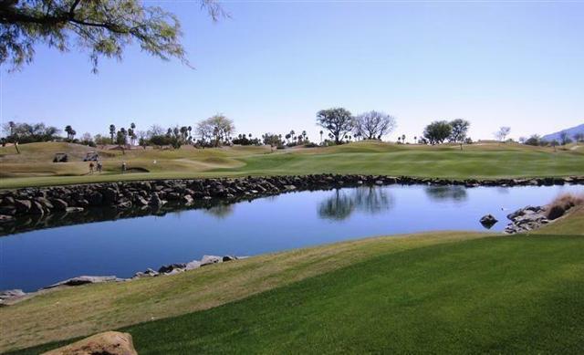 54564 Oak Tree, La Quinta CA: https://media.crmls.org/mediaz/98fa4eac-8514-442d-8ed5-05e1a0451f26.jpg