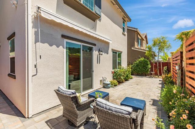 1300 Qualteri Way, Gilroy CA: https://media.crmls.org/mediaz/98fadb2d-a3ca-4987-be54-99027db729d0.jpg