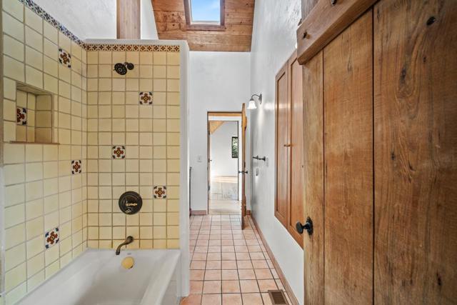 70 Valle Vista, Carmel Valley CA: https://media.crmls.org/mediaz/98fc495a-d854-42b6-a345-4db206b7c296.jpg