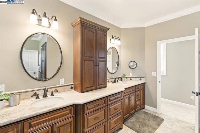 2680 Marina Ave., Livermore CA: https://media.crmls.org/mediaz/98fdc7d5-4974-4876-9031-b949ccc3937f.jpg