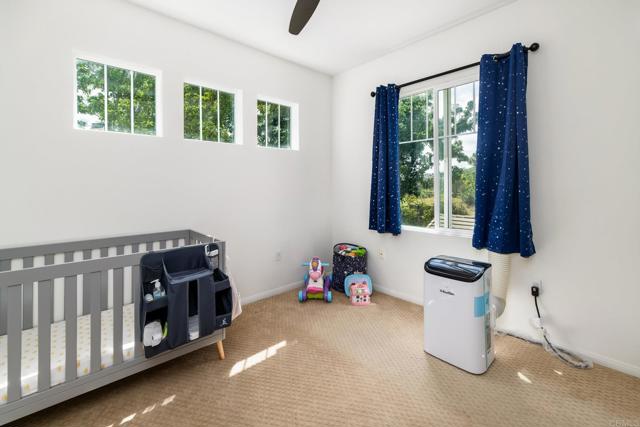 357 Borden Rd, San Marcos CA: https://media.crmls.org/mediaz/98fddec4-beac-4942-aaab-0c0084bd999a.jpg