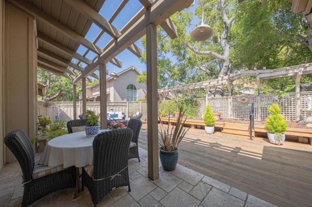 25547 Meadowview Circle,  CA: https://media.crmls.org/mediaz/98fe80ae-bea6-4fa8-a9a8-9761ed00b116.jpg