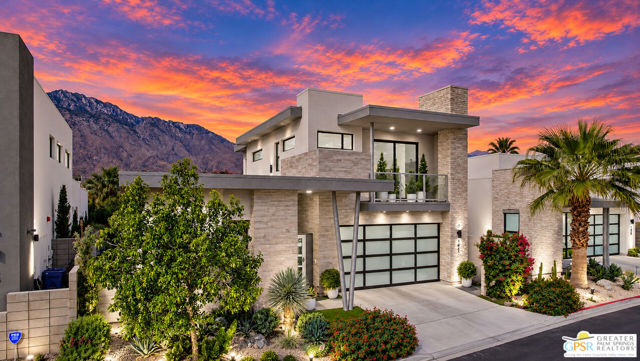 141 Blue Moon Drive, Palm Springs, CA 92262