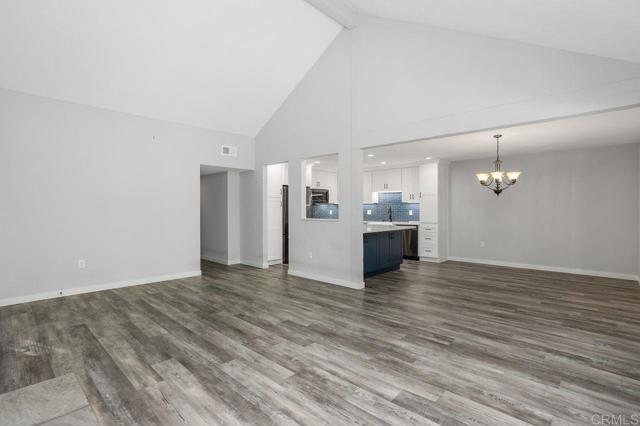 6804 Urubu Street, Carlsbad CA: https://media.crmls.org/mediaz/98ff660f-17c0-429d-9a88-42a8b8460bac.jpg