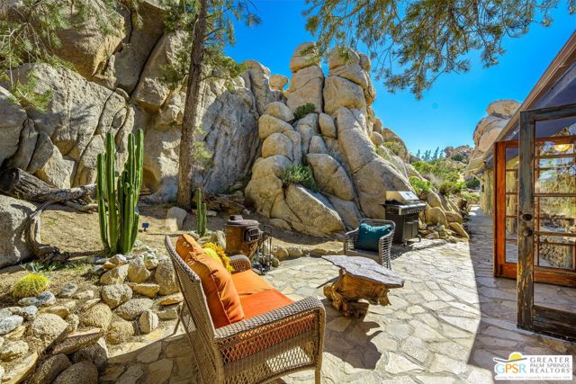 5845 Cholla Avenue, Yucca Valley, California 92284, 4 Bedrooms Bedrooms, ,3 BathroomsBathrooms,Single Family Residence,For Sale,Cholla,24386627