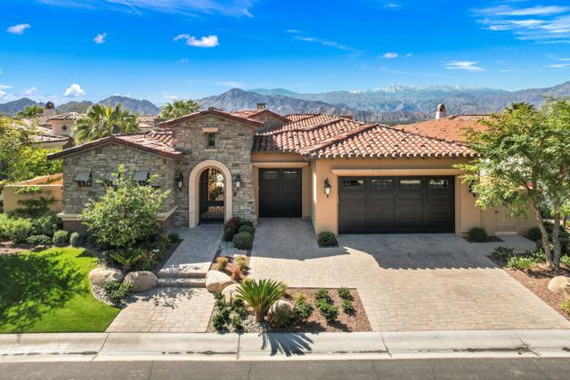 75741 Via Stia, Indian Wells CA: https://media.crmls.org/mediaz/98ffa33b-cb36-4768-ad83-6fae9b7803b5.jpg