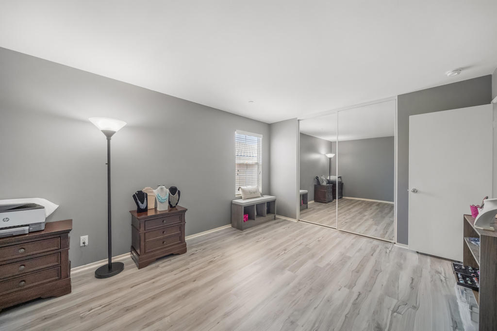 MLS #219136249DA image #16