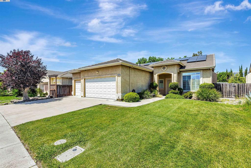 3347 Mcvie Dr