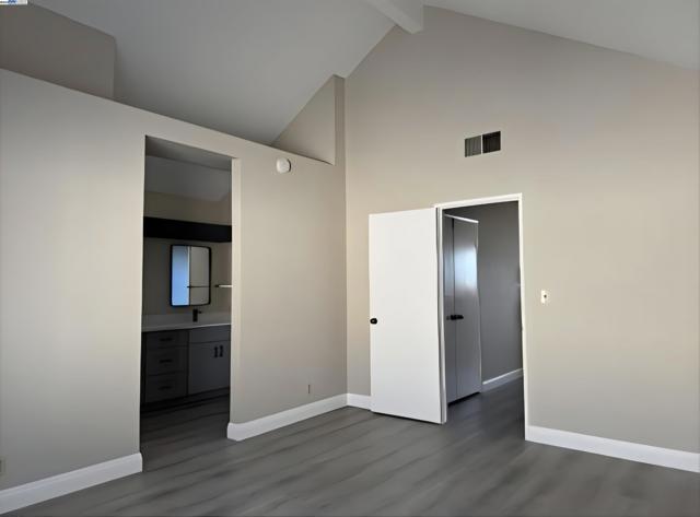 6221 Potrero Dr, Newark CA: https://media.crmls.org/mediaz/9900883b-700b-4b42-bd24-7594e55b8927.jpg