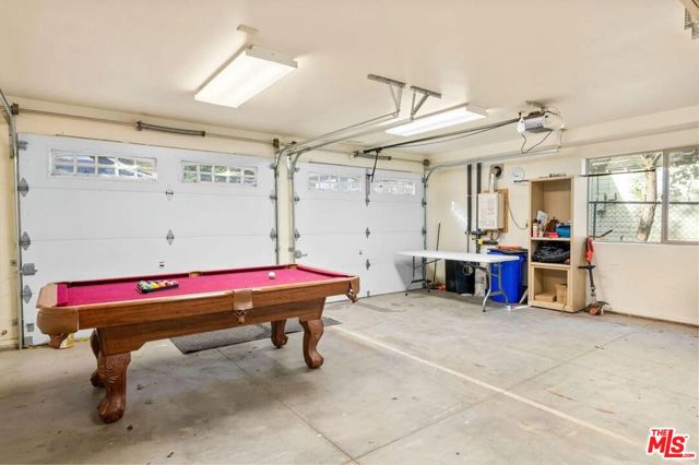 993 Cameron Drive, Big Bear CA: https://media.crmls.org/mediaz/99014e7f-2f9f-4ded-b5fb-9bbea77215c2.jpg