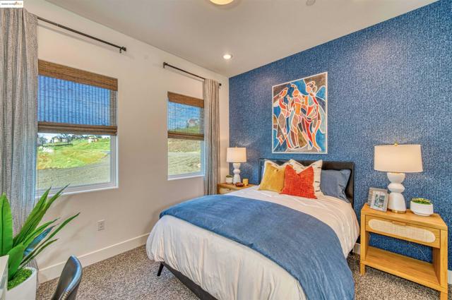 28973 Parkwood Lane, Hayward CA: https://media.crmls.org/mediaz/990272bc-854c-45b3-80b0-fd943dd845ec.jpg