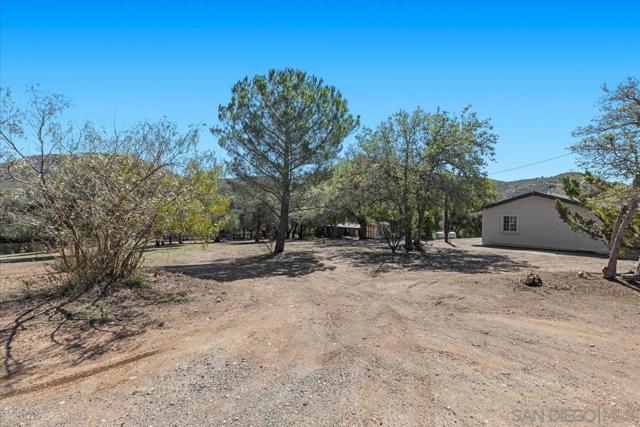 12220 Rebel Wind Rd, Descanso CA: https://media.crmls.org/mediaz/9903d299-ef4e-4f9e-85d0-6e9fca7af414.jpg