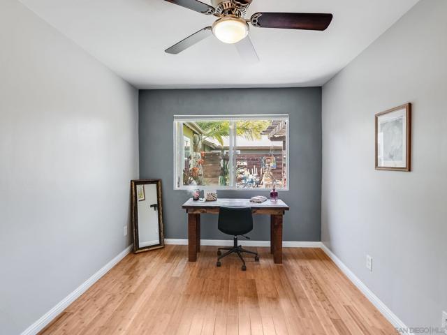 1080 Aloha Dr, Encinitas CA: https://media.crmls.org/mediaz/990443d8-9c91-41b3-b1f6-4014b143f7ca.jpg
