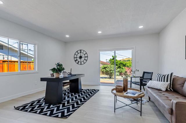 1615 Dennis Avenue, Milpitas CA: https://media.crmls.org/mediaz/9904c1a3-0d13-4331-b17a-087ec9370b33.jpg