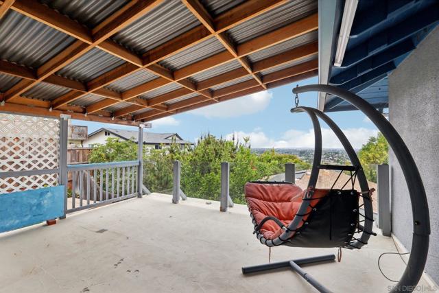 8007 Wetherly St, La Mesa CA: https://media.crmls.org/mediaz/9904d70c-b743-4c1e-9d84-6aaed2ea0e2b.jpg
