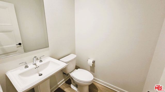 3669 E Happy Paseo, Ontario CA: https://media.crmls.org/mediaz/99052ab9-a0aa-43ee-a898-f033d90babea.jpg