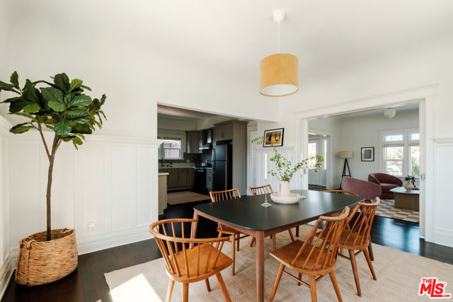 2907 Halldale Avenue, Los Angeles CA: https://media.crmls.org/mediaz/99054bbe-0da0-442f-bb02-188d114f3652.jpg