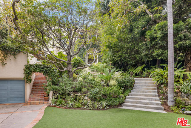 Drew Fenton | 175 W Channel Road Santa Monica CA | MLS: 7486795 Drew Fenton | 175 W Channel Road Santa Monica CA | MLS: 7486795