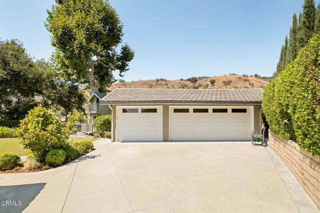 919 Willow Springs Lane, Glendora CA: https://media.crmls.org/mediaz/99058a8c-1a20-4ff6-9468-5af15ede0149.jpg
