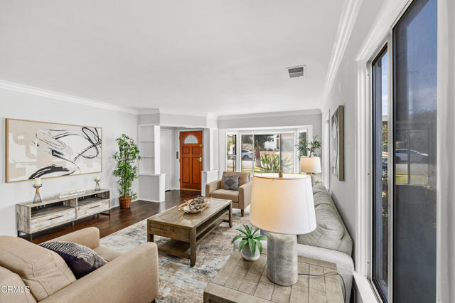 Detail Gallery Image 4 of 36 For 1100 S Stoneman Ave, Alhambra,  CA 91801 - 3 Beds | 2 Baths