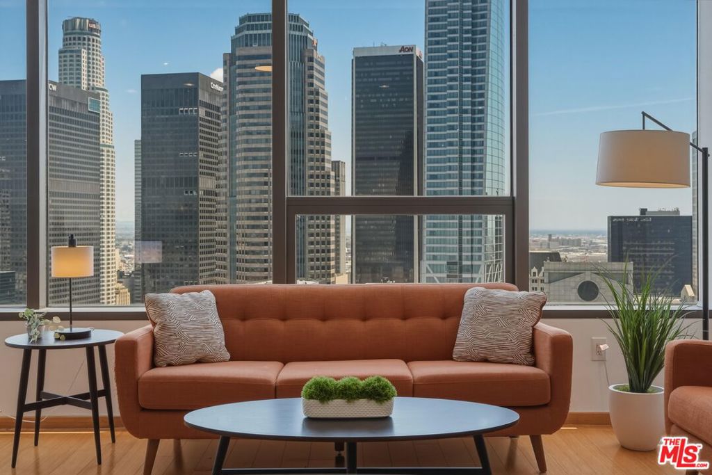 1100 Wilshire Boulevard #2808