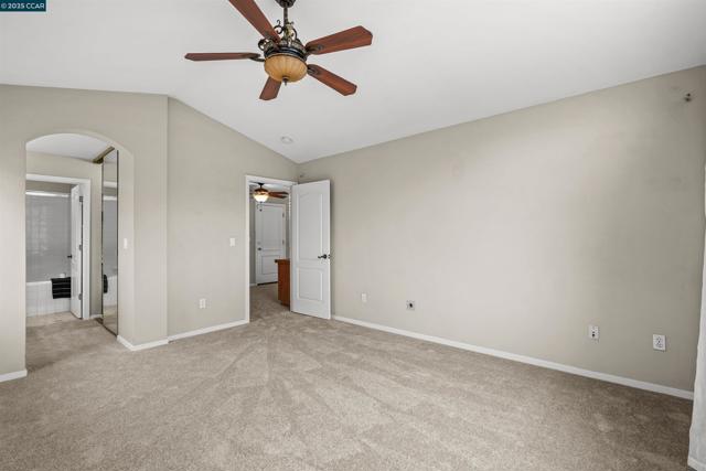 2063 BLUEROCK CT, Concord CA: https://media.crmls.org/mediaz/9906ffb7-1032-4d99-864d-94f86226de30.jpg