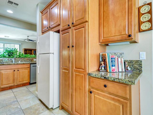 80311 Avenida Santa Belinda, Indio CA: https://media.crmls.org/mediaz/99074104-6857-41b9-bcfd-d617580e87de.jpg