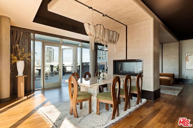 1155 S Grand Avenue, Los Angeles CA: https://media.crmls.org/mediaz/9908668c-2bd5-4c2f-bfd5-354ed6ac9404.jpg