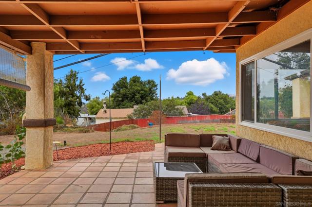 321 North Lane, El Cajon CA: https://media.crmls.org/mediaz/990a269b-ce67-4090-9508-9e5562a1f6fd.jpg