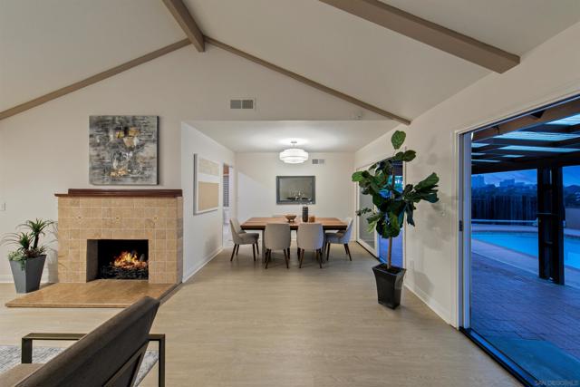 6667 Edmonton Ave, San Diego CA: https://media.crmls.org/mediaz/990a2883-8814-42ad-89c9-9af1f0780db3.jpg