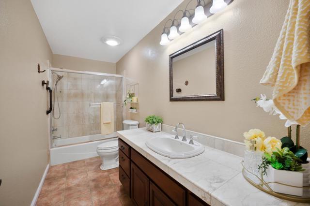 16715 Cerro Vista Drive, Morgan Hill CA: https://media.crmls.org/mediaz/990a43e8-e9ea-49d9-8cad-79f1f691329e.jpg