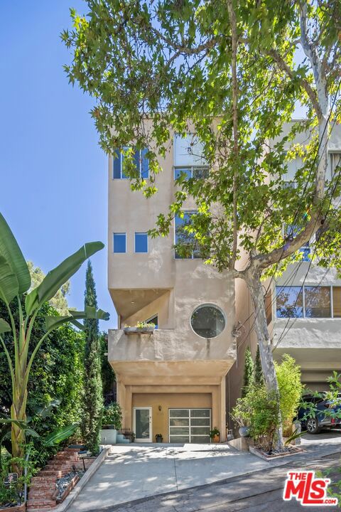 1300 N Beverly Glen Boulevard, Los Angeles CA: https://media.crmls.org/mediaz/990a7cc0-9b7a-47ec-b85c-4fceddd6380f.jpg