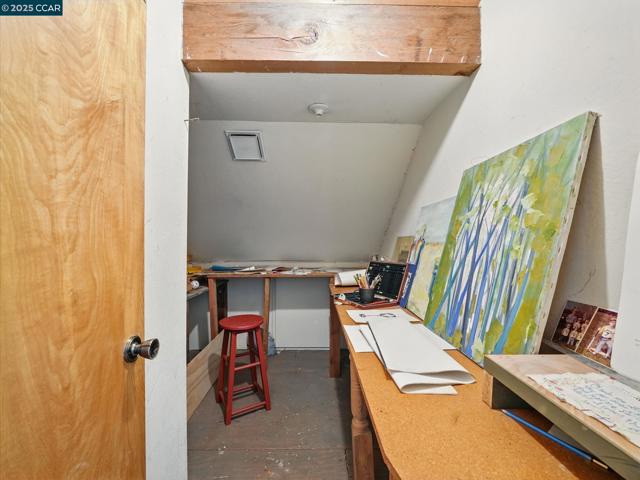 66 Ambleside Court, Danville CA: https://media.crmls.org/mediaz/990ac578-e524-4260-ac95-068aa45ea308.jpg