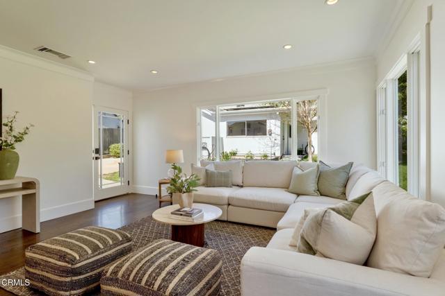 Detail Gallery Image 21 of 53 For 1351 Sonoma Dr, Altadena,  CA 91001 - 4 Beds | 3 Baths