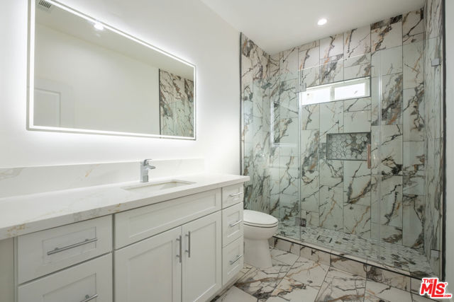 11488 Erwin Street, North Hollywood CA: https://media.crmls.org/mediaz/990cd002-f801-45ca-8778-53c91996ea85.jpg