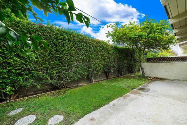 1150 E Palm Canyon Drive, Palm Springs CA: https://media.crmls.org/mediaz/990ced50-c908-47e7-92b6-ecd3c11fd280.jpg