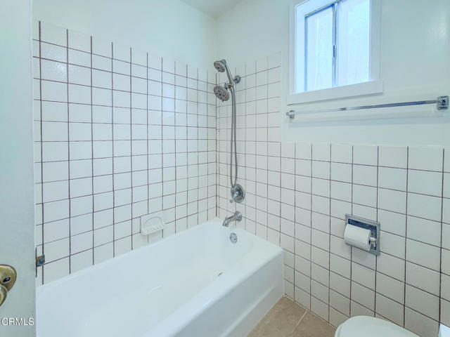 MLS #V1-33035 image #10